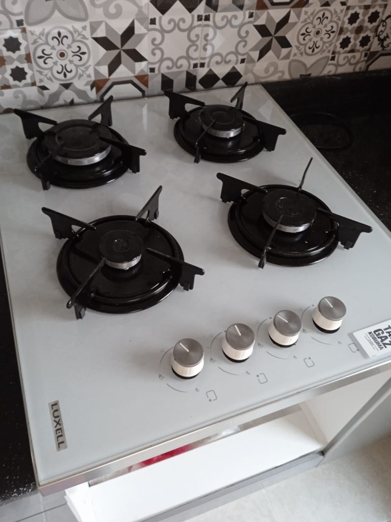 Ataşehir İkinci El Eşya Alanlar